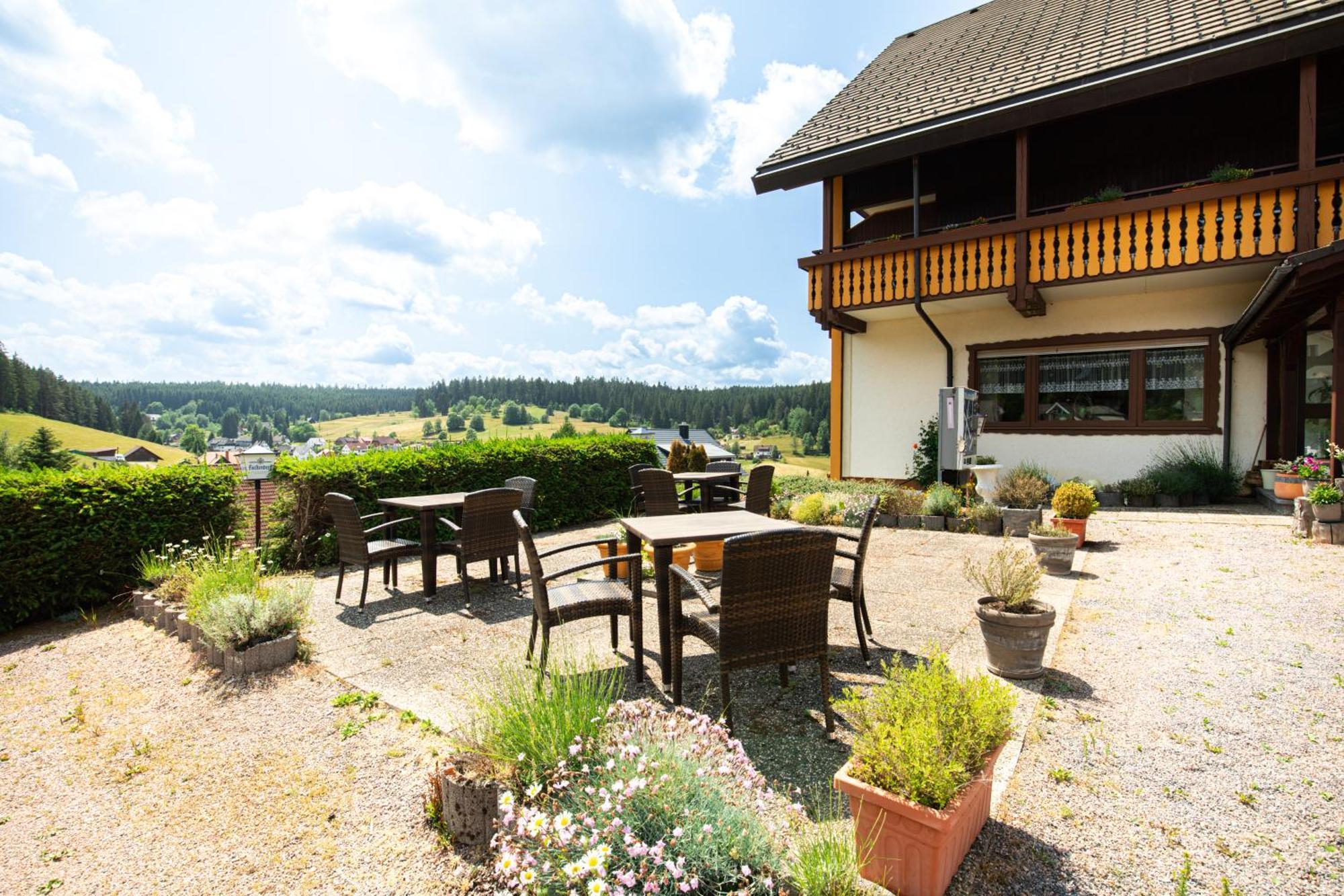 Auerhahn Bed And Breakfast - Black Forest - Waldhotel Eisenbach  Exterior photo